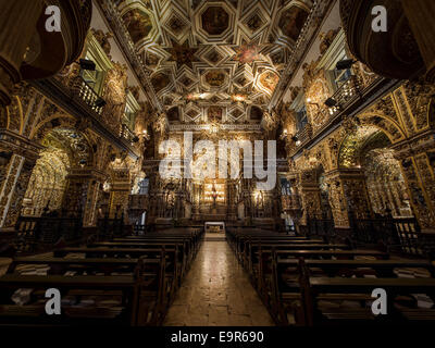 Interieur des 17. Jahrhunderts Sao Francisco Kirche in Salvador da Bahia, Brasilien. Stockfoto