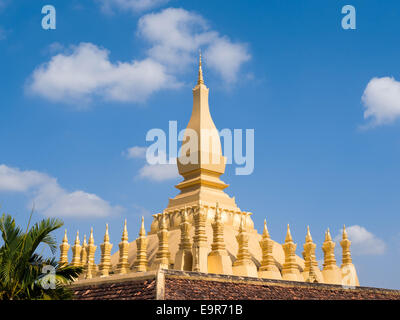 Die Goldene Pagode Wat Pha, die Luang in Vientiane, der wichtigste Nationaldenkmal in Laos. Stockfoto