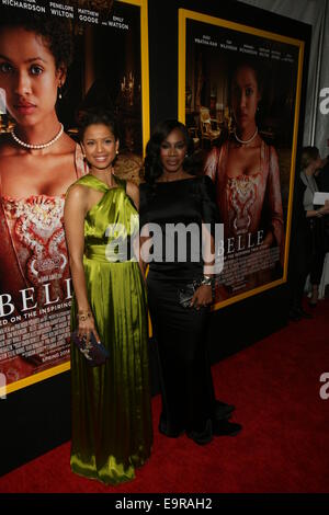 New Yorker Premiere von "Belle" Paris Theatre, roten Teppich Ankünfte mit: GUGU MBATHA-RAW, AMMA ASANTE wo: New York City, New York, Vereinigte Staaten, wann: 28. April 2014 Stockfoto