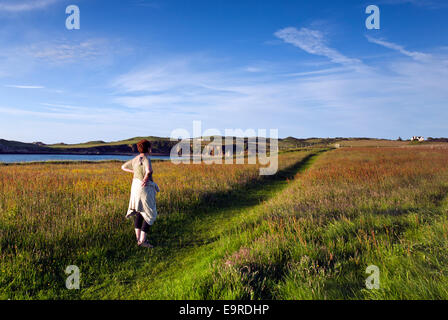 Fuß Küstenweg zwischen Llanbadrig und Cemaes der Nordküste auf Isle of Anglesey, North Wales UK, Sommer Stockfoto