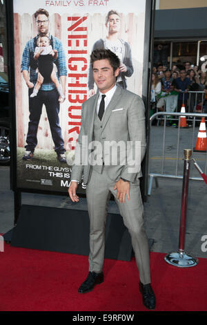 Prominente besuchen Universal Bilder Weltpremiere des Nachbarn im Regency Village Theater in Westwood.  Mitwirkende: Zac Efron wo: Los Angeles, California, Vereinigte Staaten von Amerika bei: 28. April 2014 Stockfoto