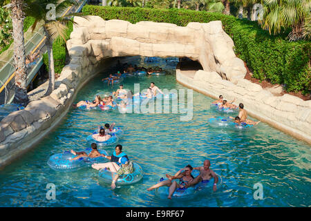 Der Fluss ritten den Aquaventure Wasserpark Hotel Atlantis The Palm Dubai Vereinigte Arabische Emirate Stockfoto