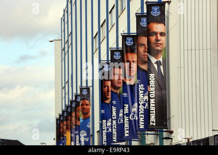 Liverpool, Vereinigtes Königreich. Samstag, 1. November 2014 im Bild: Banner mit Bildern von Everton Manager Roberto Martinez und seine Spieler außerhalb Goodison Park.  Re: Premier League Everton V Swansea City FC im Goodison Park, Liverpool, Merseyside, England. Bildnachweis: D Legakis/Alamy Live-Nachrichten Stockfoto