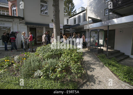 Mirja du Mont feiert die Eröffnung ihrer ersten Fashion-Store zusammen mit dem Start ihrer Mode-Kollektion.  Mitwirkende: Atmosphäre wo: Hamburg, Deutschland bei: 29. April 2014 Stockfoto