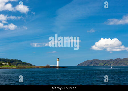 Leuchtturm im Sound of Mull in der Nähe von Tobermory auf der Isle of Mull in der Western Isles of SCOTLAND - Inneren Hebriden Stockfoto