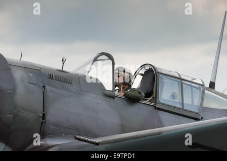 Duxford, Großbritannien - 13. Juli 2014: Kampfpilot bei Duxford Flying Legends Airshow Stockfoto