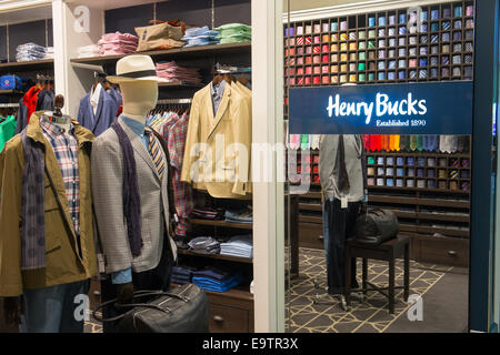 Henry Bucks Herrenbekleidung und Outfitters store Shop in Kingsford Smith Sydney Flughafen terminal 2, Australien Stockfoto