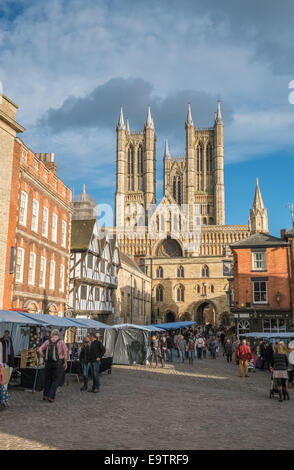 Marktplatz in der Nähe von Kathedrale von Lincoln, Lincolnshire, England UK Stockfoto