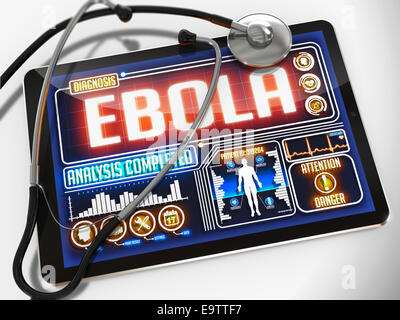 Ebola auf dem Display des medizinische Tablet und einem schwarzen Stethoskop auf weißem Hintergrund. Stockfoto