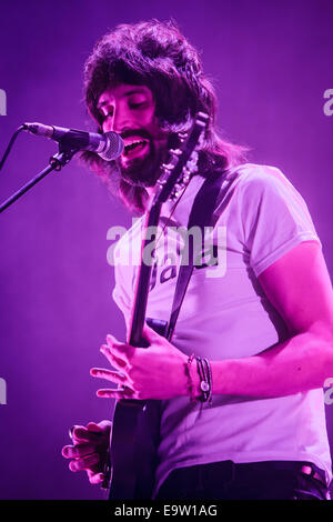 Assago Mailand Italien. 1. November 2014. Die britische Indie-Rock-Band führt KASABIAN im Mediolanum Forum während der "48:13 Tour" Stockfoto