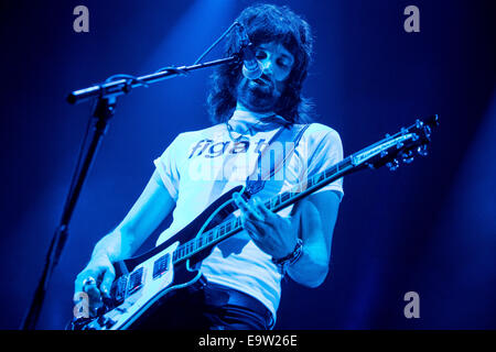 Assago Mailand Italien. 1. November 2014. Die britische Indie-Rock-Band führt KASABIAN im Mediolanum Forum während der "48:13 Tour" Stockfoto