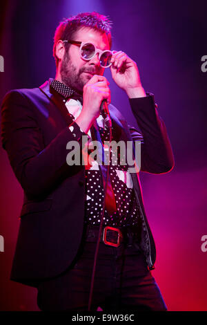 Assago Mailand Italien. 1. November 2014. Die britische Indie-Rock-Band führt KASABIAN im Mediolanum Forum während der "48:13 Tour" Stockfoto
