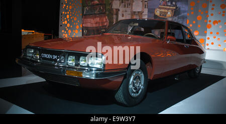 Citroën SM Maserati 1970 - Mondial de l ' Automobile 2014 - Paris - Ausstellung Auto und Mode Stockfoto