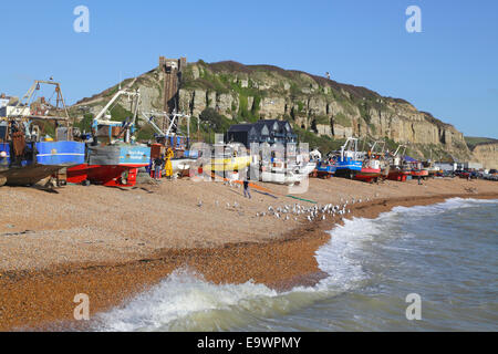 Hastings Angelboote/Fischerboote am Strand alte Stadt Stade. Hastings ist die größte Strand lancierte Fischereiflotte in Großbritannien und Europa. Stockfoto