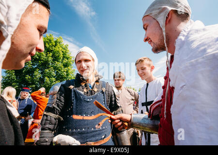 Krieger-Teilnehmer des Festivals der mittelalterlichen Kultur 'Our Grunwald' 604 Jahrestag der Schlacht von Grunwald Stockfoto