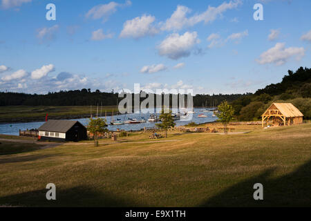 Die Beaulieu River bei schwer Schilde in der Abend-Sonne Stockfoto