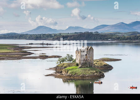 Castle Stalker auf Loch Laich in Argyll, Schottland. Stockfoto