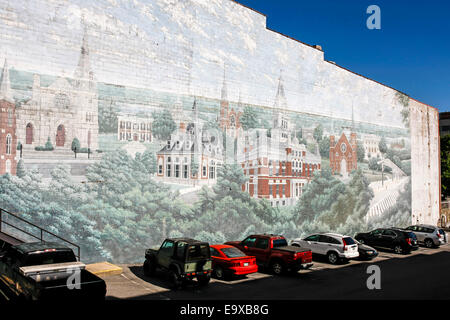 Riesige Wandgemälde an der Wand eines Gebäudes in Clarksville, TN Stockfoto