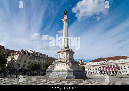 Horizontale Ansicht des Rossio-Platz in Lissabon. Stockfoto