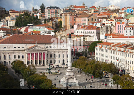 Horizontale Luftaufnahme des Rossio-Platz in Lissabon. Stockfoto