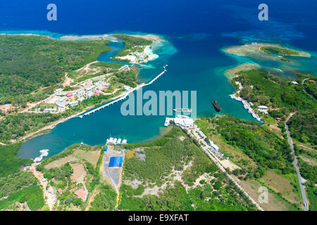 Luftaufnahme der Insel Roatan, Honduras Stockfoto