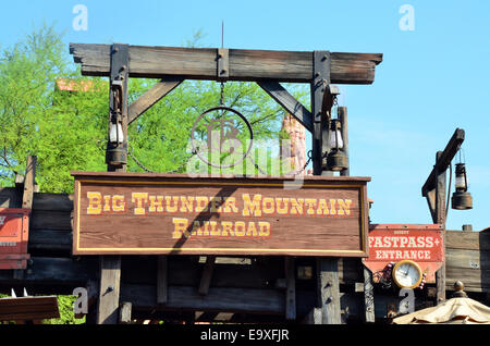 Big Thunder Mountain Railroad in Frontierland, Magic Kingdom, Walt Disney World Resort in Orlando, Florida USA Stockfoto