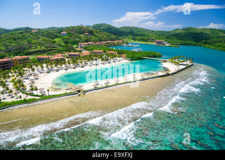 Luftaufnahme der Insel Roatan, Honduras Stockfoto