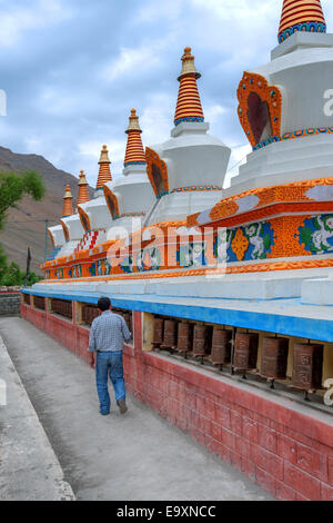 tibetischen Gompa in Sunbeam Licht Stockfoto