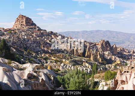 Castle Rock, Uchisar, Göreme, Kappadokien, Zentralanatolien Nationalparkregion, Anatolien, Türkei Stockfoto