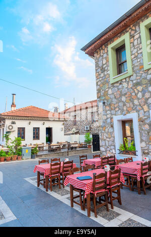 schöne Aussicht auf den europäischen outdoor-Café im alten Stil Stockfoto