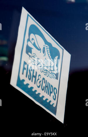 Nahaufnahme eines Zeichens Fische & Chips, Woody Point, Gros Morne National Park, Neufundland und Labrador, Kanada Stockfoto