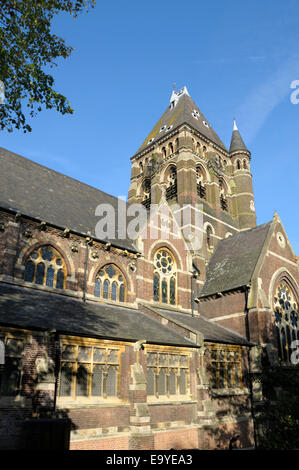 London, England, Vereinigtes Königreich. St.-Stephans Kirche, Rosslyn Hill, Teich-Straße, Hampstead (Samuel Sanders Teulon; 1861 - Neugotik) Stockfoto