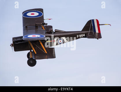 SE5A Weltkrieg Jagdflugzeug fliegen in Old Warden Flugplatz im Oktober 2014 restauriert Stockfoto