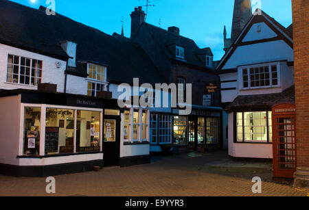 Market Square in der Abenddämmerung, Evesham, Worcestershire, England, Großbritannien Stockfoto