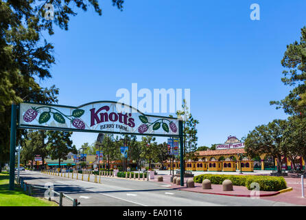 Eingang zum Knotts Berry Farm in Buena Park, Orange County, in der Nähe von Los Angeles, Kalifornien, USA Stockfoto