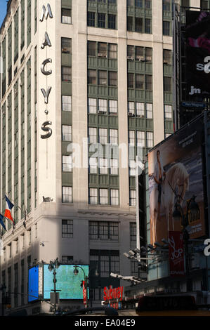 Kaufhaus Macy's New York City Amerika USA. Macys Store Zeichen Broadway New York City in den Vereinigten Staaten von Amerika-USA. Stockfoto