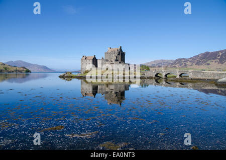 Eilean Donan Castle Reflexionen Stockfoto