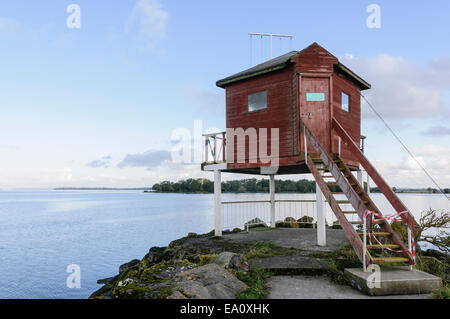 Einem erhöhten Aussichtspunkt an einem See für einen Segelclub. Stockfoto