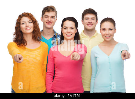 Gruppe von lächelnden Jugendlichen Stockfoto