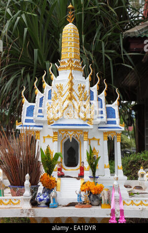 Mini-buddhistischen Tempel auf Koh Samui Stockfoto