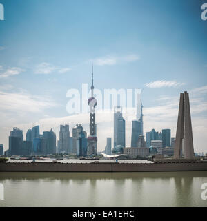 Shanghai Pudong-Skyline tagsüber Stockfoto