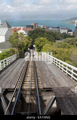 Wellington New Zealand Seilbahn verfolgt Stockfoto