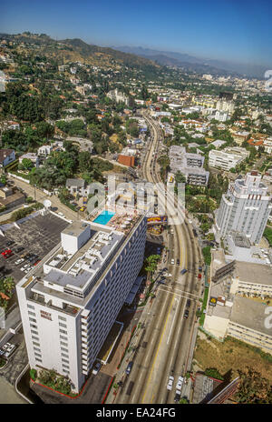 LOS ANGELES, CA – 1. AUGUST: Aus der Vogelperspektive des Andaz West Hollywood Hyatt Hotels am 8401 Sunset Boulevard, West Hollywood, Kalifornien am 1. August 1995. Stockfoto