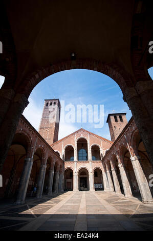 Italien, Lombardei, Mailand, Basilika von Sant' Ambrogio, Kirche St. Ambrose. Stockfoto