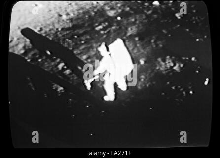 Mondlandung 20. Juli 1969 fotografiert in der tatsächlichen Zeit im Fernsehen in Los Angeles, Kalifornien, USA KATHY DEWITT Stockfoto