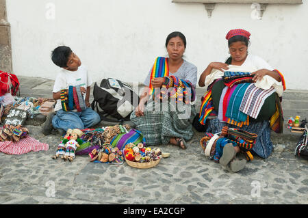 Maya Souvenir Händler, Antigua, Sacatep Stockfoto