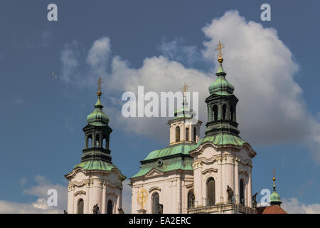 Außenbereich der St. Jakobskirche desto größer in Prager Altstadt Stockfoto