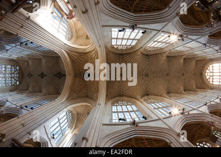 Die schöne und zarte Fan gewölbte Decke des Bath Abbey in Bath, Somerset Stockfoto