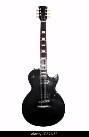 Musik Konzeptbild. Schwarze e-Gitarre im Hintergrund isoliert. Stockfoto
