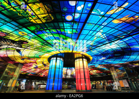 Die Kuppel des Lichts bei Formosa Boulevard Station, der Hauptbahnhof Kaohsiung u-Bahnstation Stockfoto